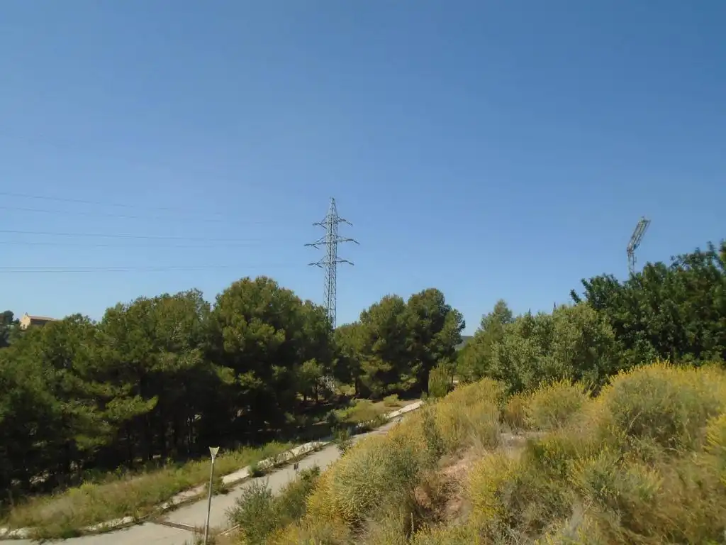 Edificio en venta en Castellvell del Camp