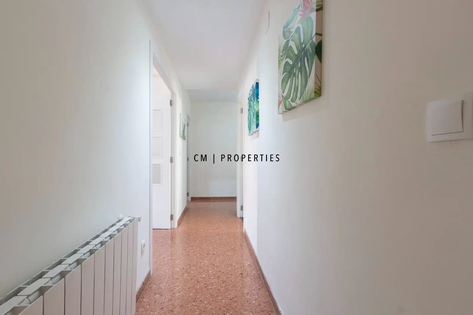 Wohnung zur Miete in Valencia mit Klimaanlage, Heizung und Terrasse