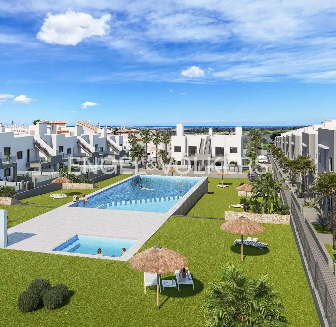 Àtic amb piscina en venda a San Miguel de Salinas, imagen 2
