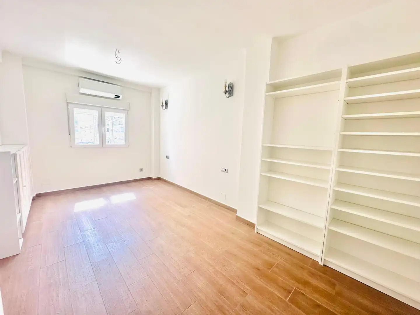 Piso en venta en Málaga con Aire acondicionado, Terraza y Balcón