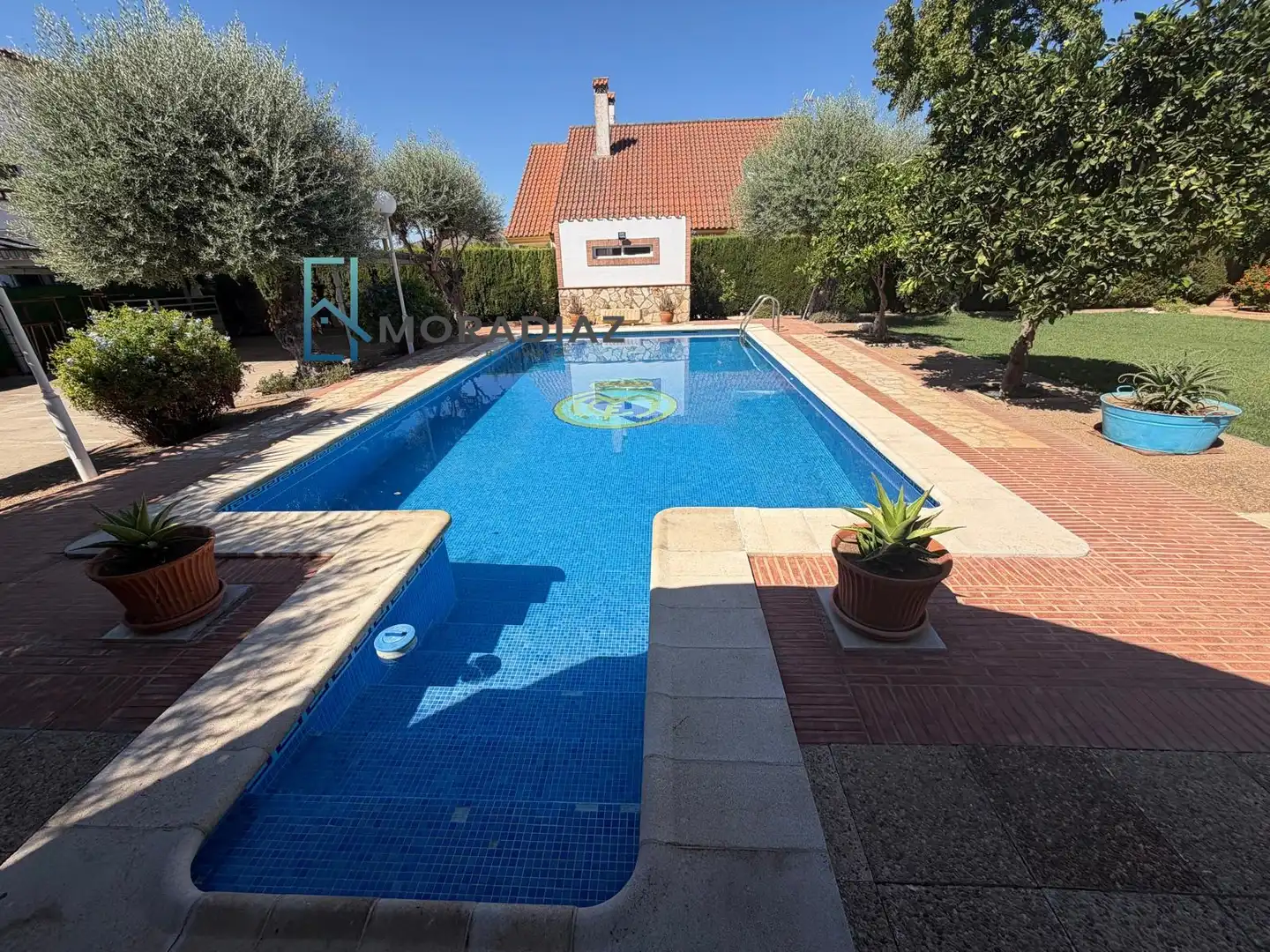 Swimming pool of Detached homes for sale in Villanueva de la Serena  with Air Conditioner, Heating and Private garden