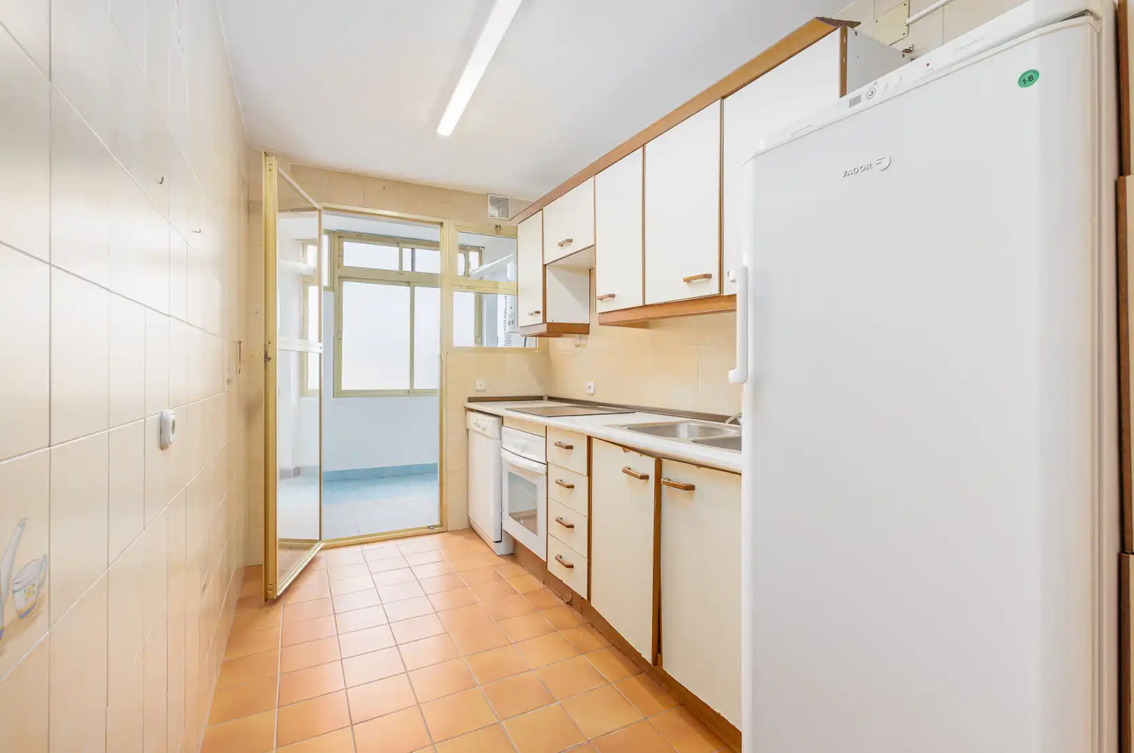 Apartament amb terrassa en venda a Puerto Deportivo, imagen 8