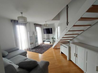 Living room of Flat for sale in Illescas  with Air Conditioner, Heating and Alarm