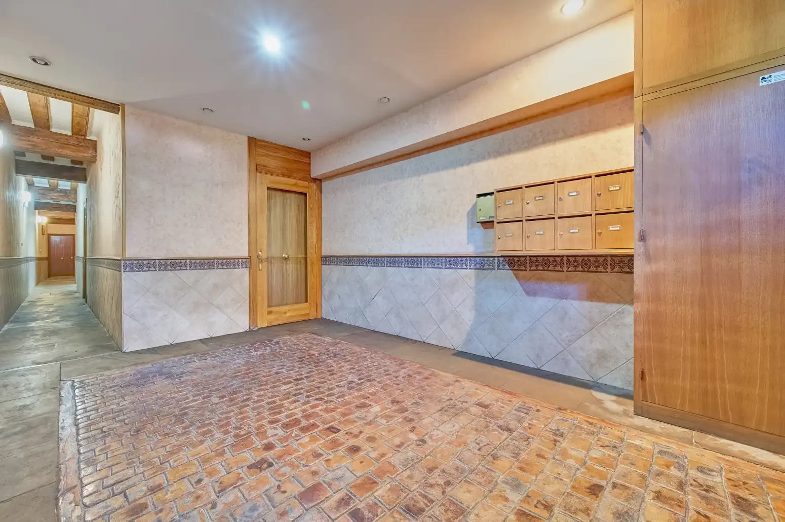 Wohnung zum Verkauf in  Pamplona / Iruña mit Heizung und Parkett