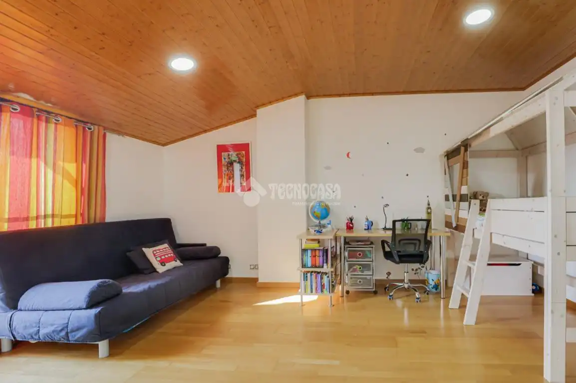 Living room of Flat for sale in Ripollet  with Air Conditioner, Terrace and Balcony