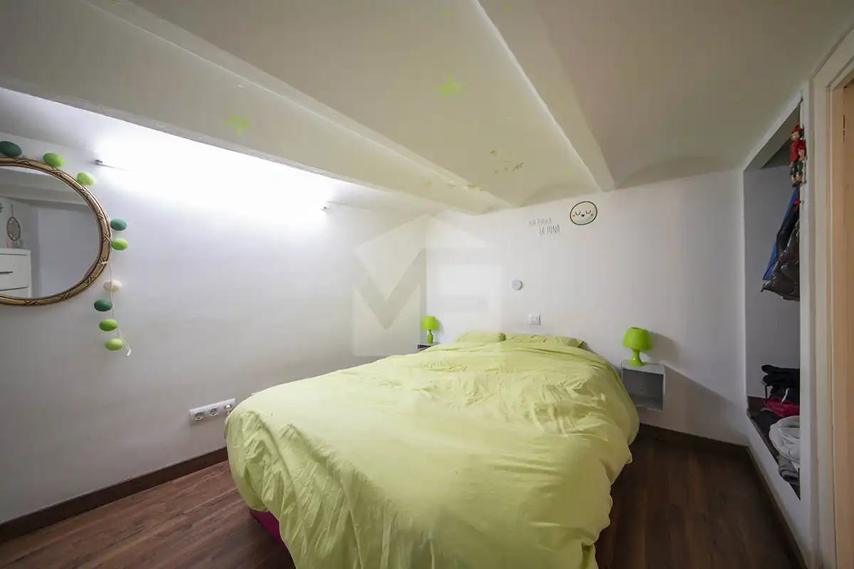 Habitación de Piso en venta en Barcelona con Aire acondicionado y Amueblado