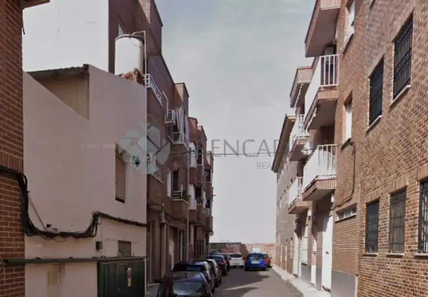 Vista exterior de Pis en venda en Santa Olalla