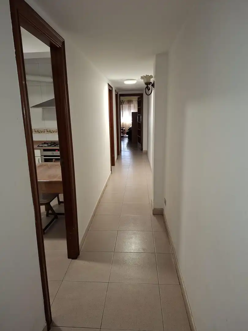 Piso de alquiler en Vigo  con Calefacción, Parquet y Amueblado