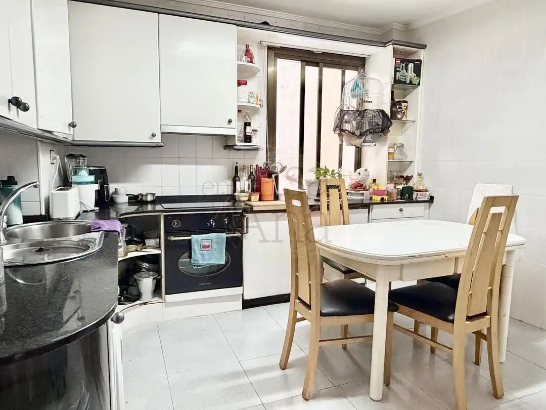 Küche von Wohnung zum Verkauf in Santurtzi 