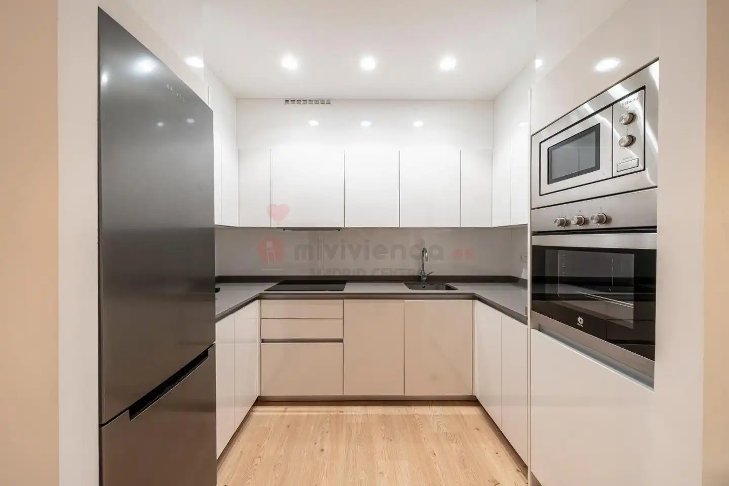 Piso con terraza en venta en Calle de Pérez Galdós, imagen 16