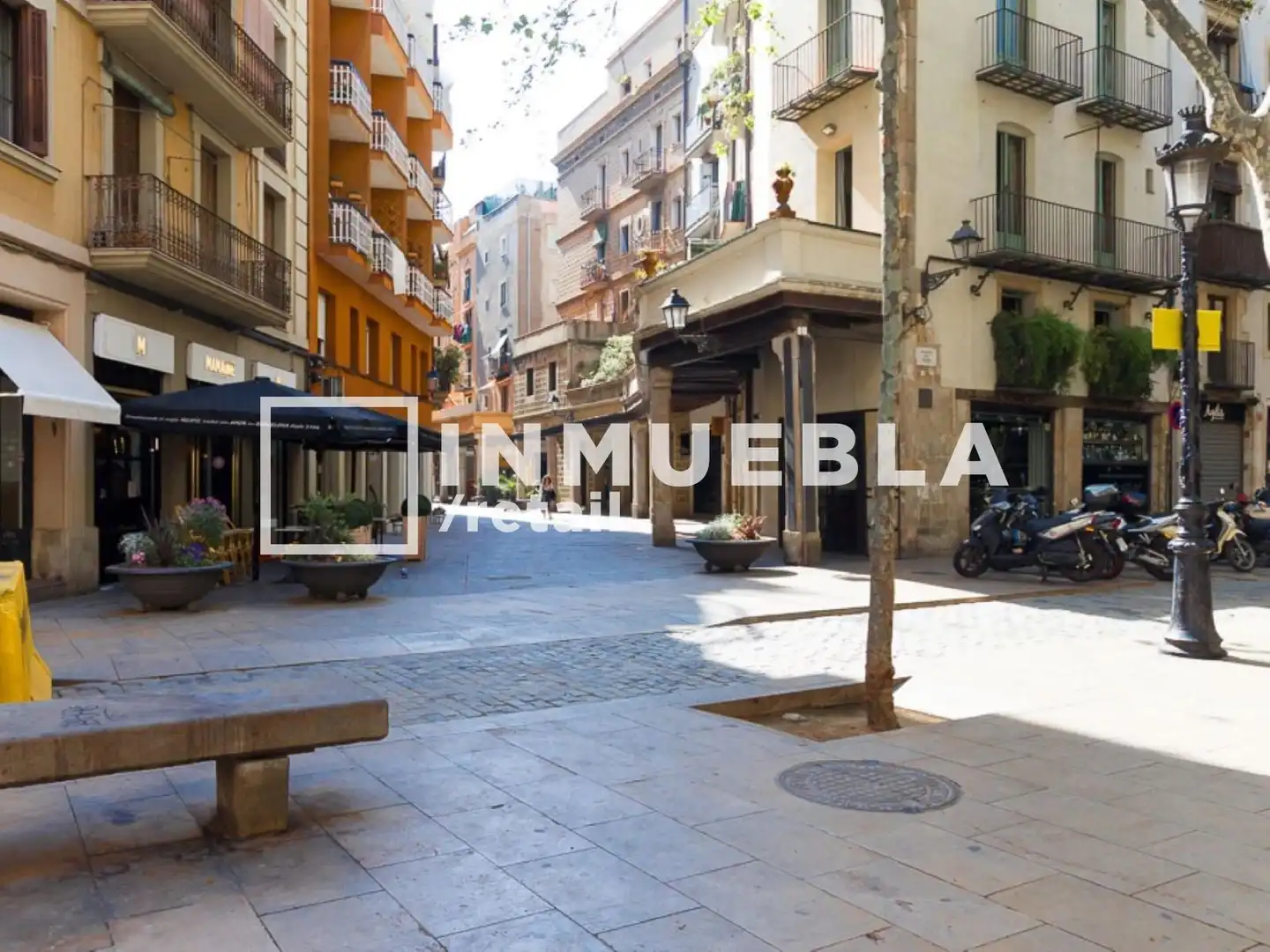 Außenansicht von Geschaftsraum zur Miete in Barcelona mit Klimaanlage
