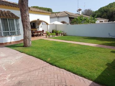 Xalet amb piscina en venda a Los Gallos