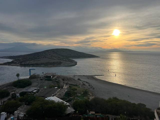 Piso en Alquiler en Carretera la manga del mar menor poligono 2 maresk en Zona Galúa - Calnegre