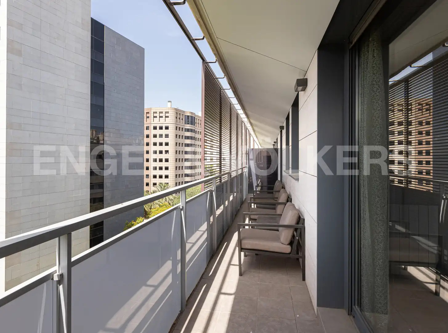 Terrasse von Dachboden zum Verkauf in Barcelona mit Klimaanlage, Heizung und Parkett
