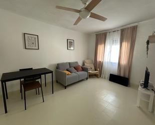 Sala d'estar de Pis de lloguer en Coria amb Moblat