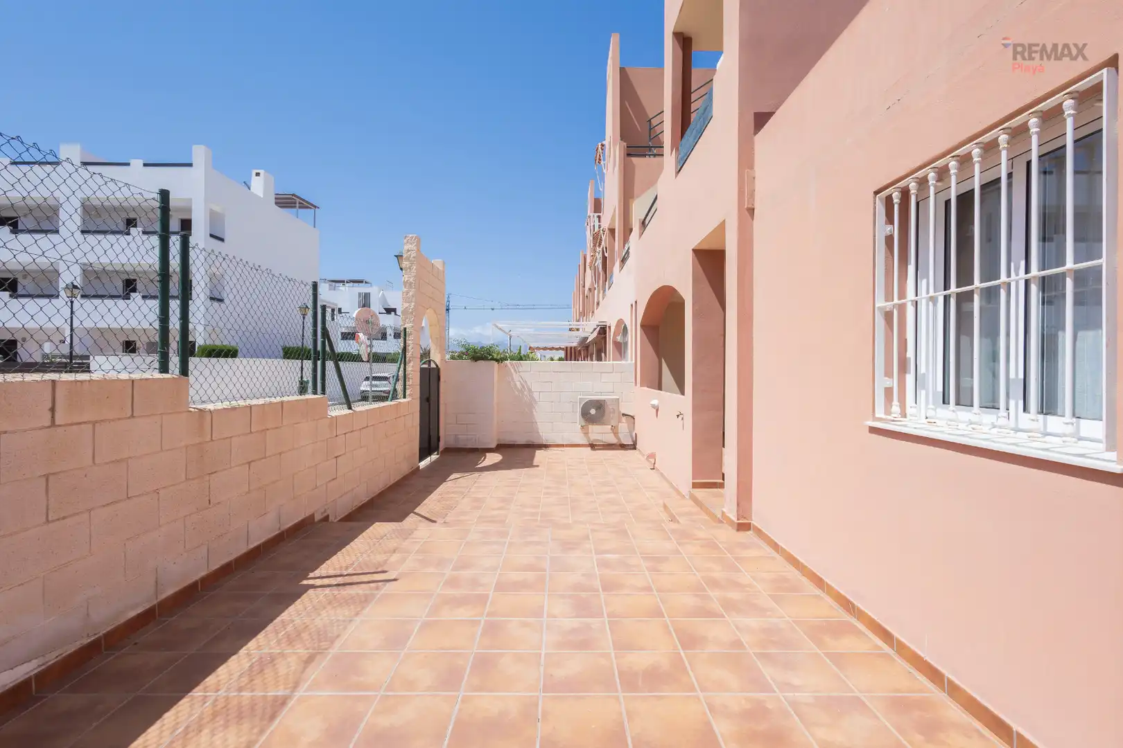 Vivienda con piscina en venta en Calle Islas Canarias, imagen 3