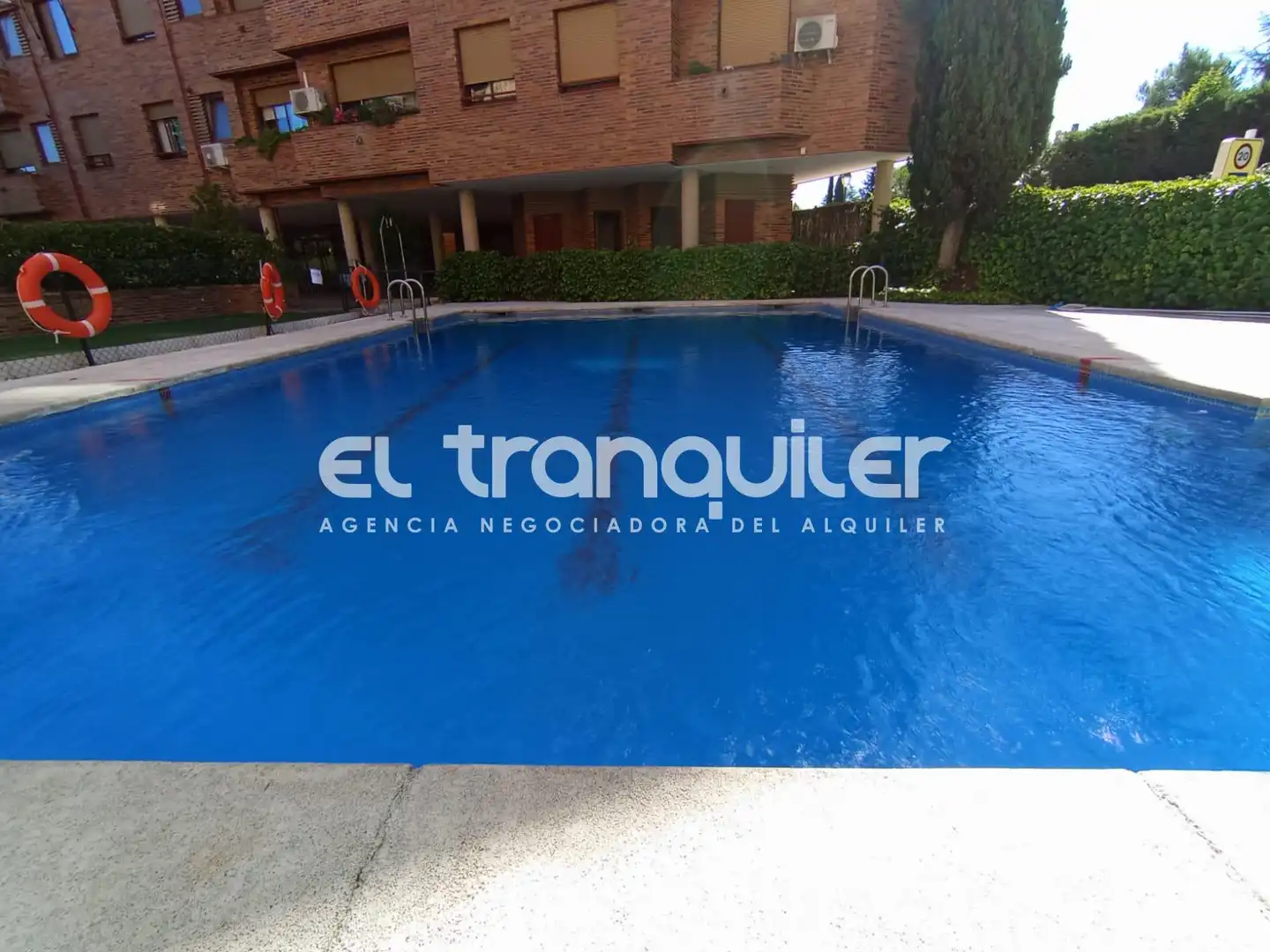 Duplexes for rent in Calle Tejar, Zona Carretera del Plantío