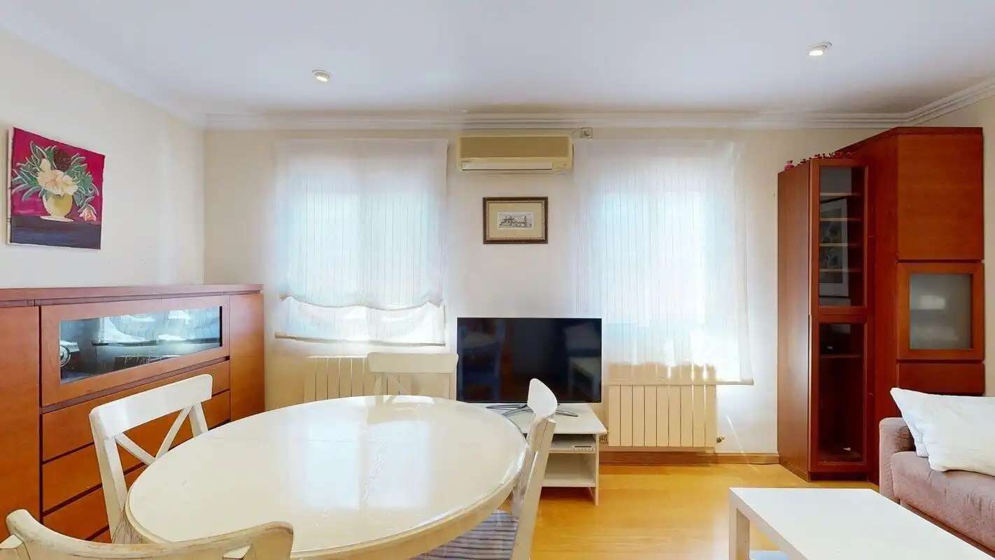 Wohnzimmer von Wohnung zum Verkauf in Zaragoza mit Klimaanlage und Heizung