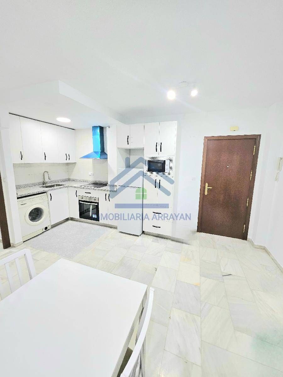 Cuina de Pis de lloguer en Gójar amb Piscina, Moblat i Piscina comunitària