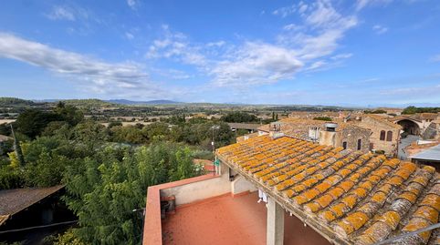 Foto 2 de Finca rústica en venta en Carrer Major, 13, Ullastret, Girona