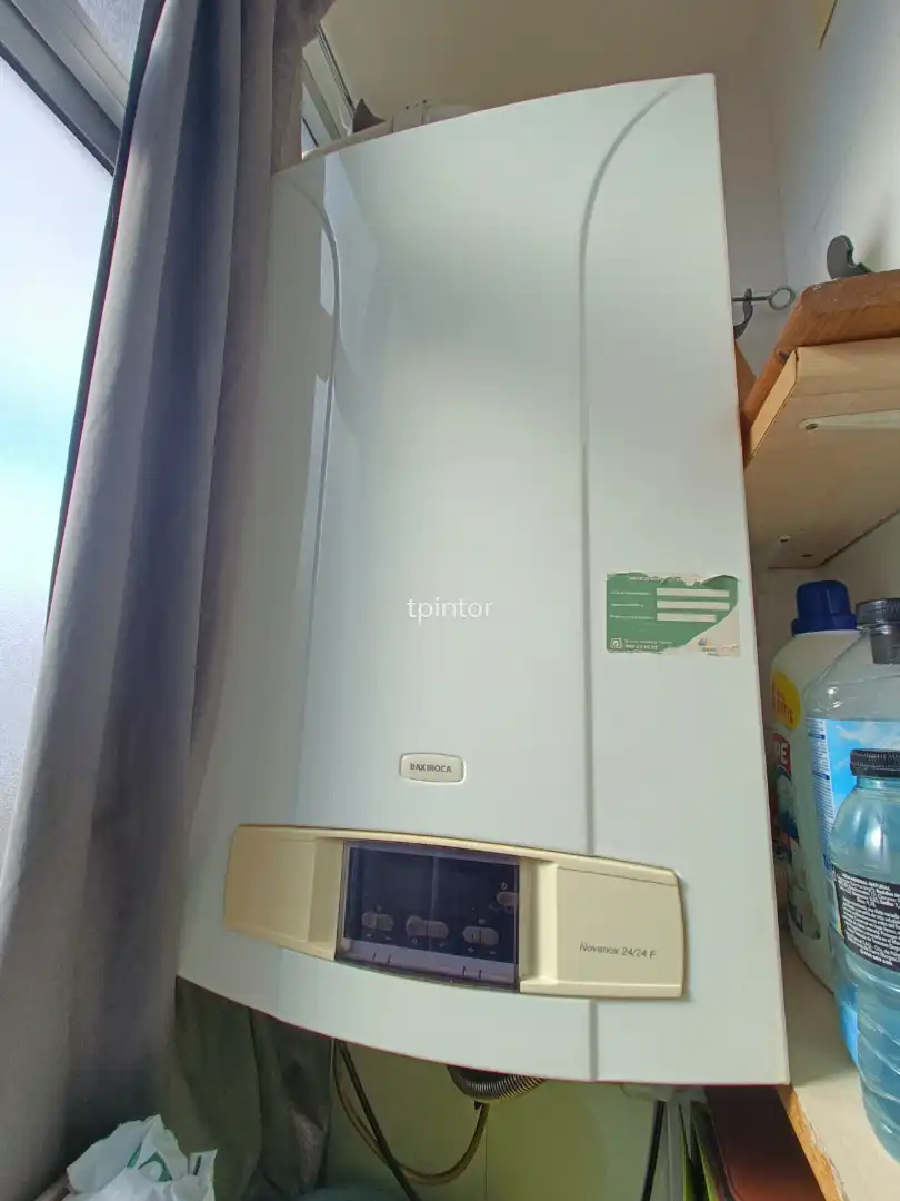 Bedroom of Flat for sale in Cáceres  with Air Conditioner, Heating and Private garden