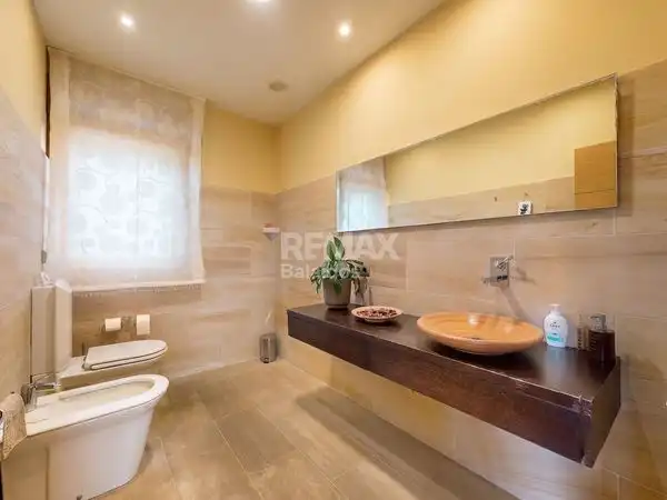 Baño de Casa o chalet en venta en Vigo  con Aire acondicionado, Calefacción y Jardín privado
