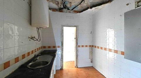 Foto 2 de Piso en venta en Almendrales, Madrid Capital