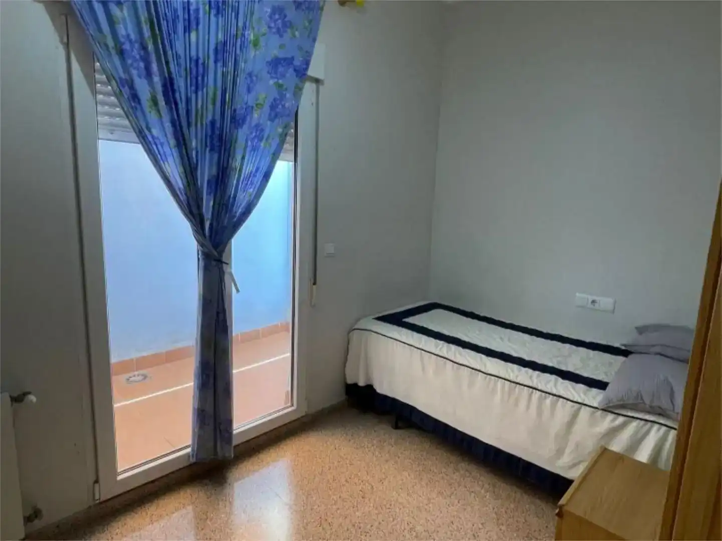 Habitación de Piso en venta en Villena con Trastero y Amueblado