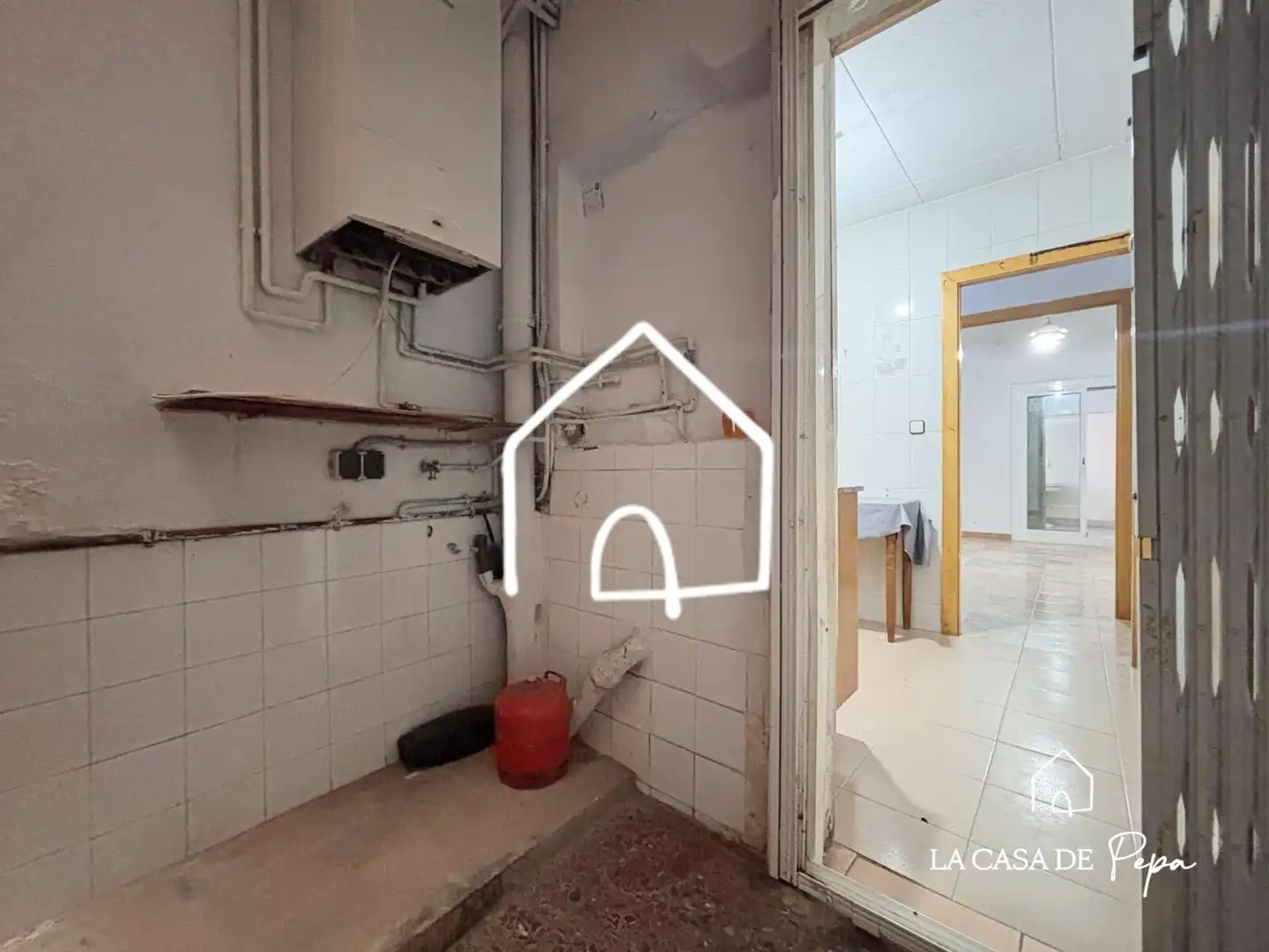 Cuina de Planta baixa en venda en Viladecans amb Calefacció, Terrassa i Alarma