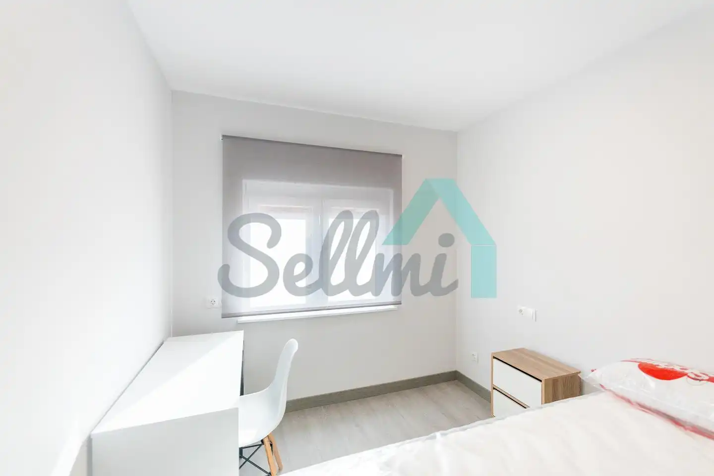 Bedroom of Flat for share in Oviedo   with Heating, Furnished and Internet