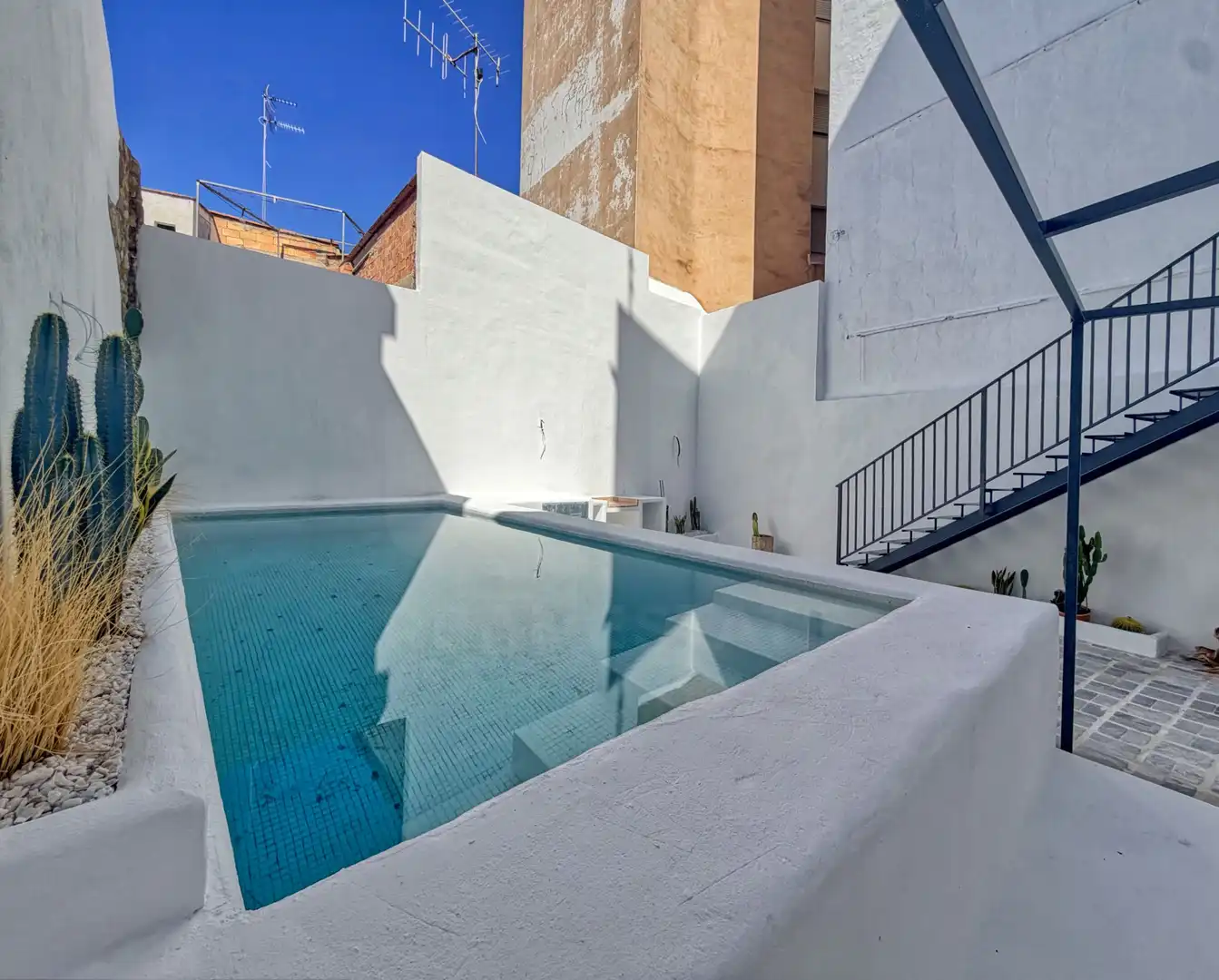 Piscina de Finca rústica en venda en Pego amb Aire condicionat, Calefacció i Terrassa