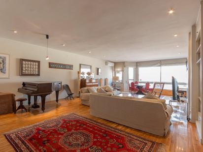 Living room of Flat for sale in  Barcelona Capital  with Air Conditioner and Balcony