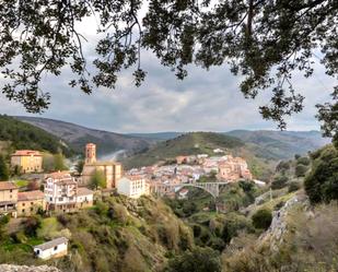 Vista exterior de Casa o xalet en venda en Ortigosa de Cameros amb Terrassa