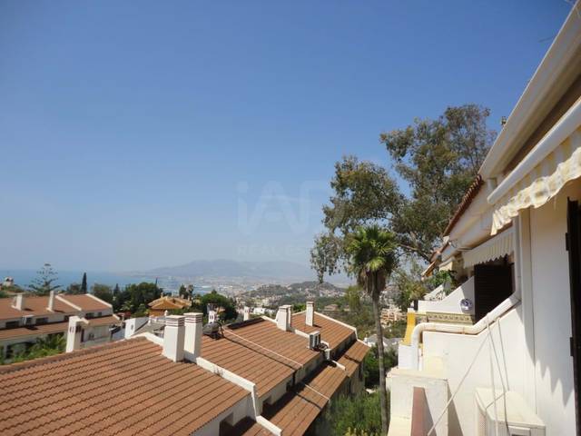 Casa adosada en Venta en Cerrado de Calderón - Hacienda Paredes