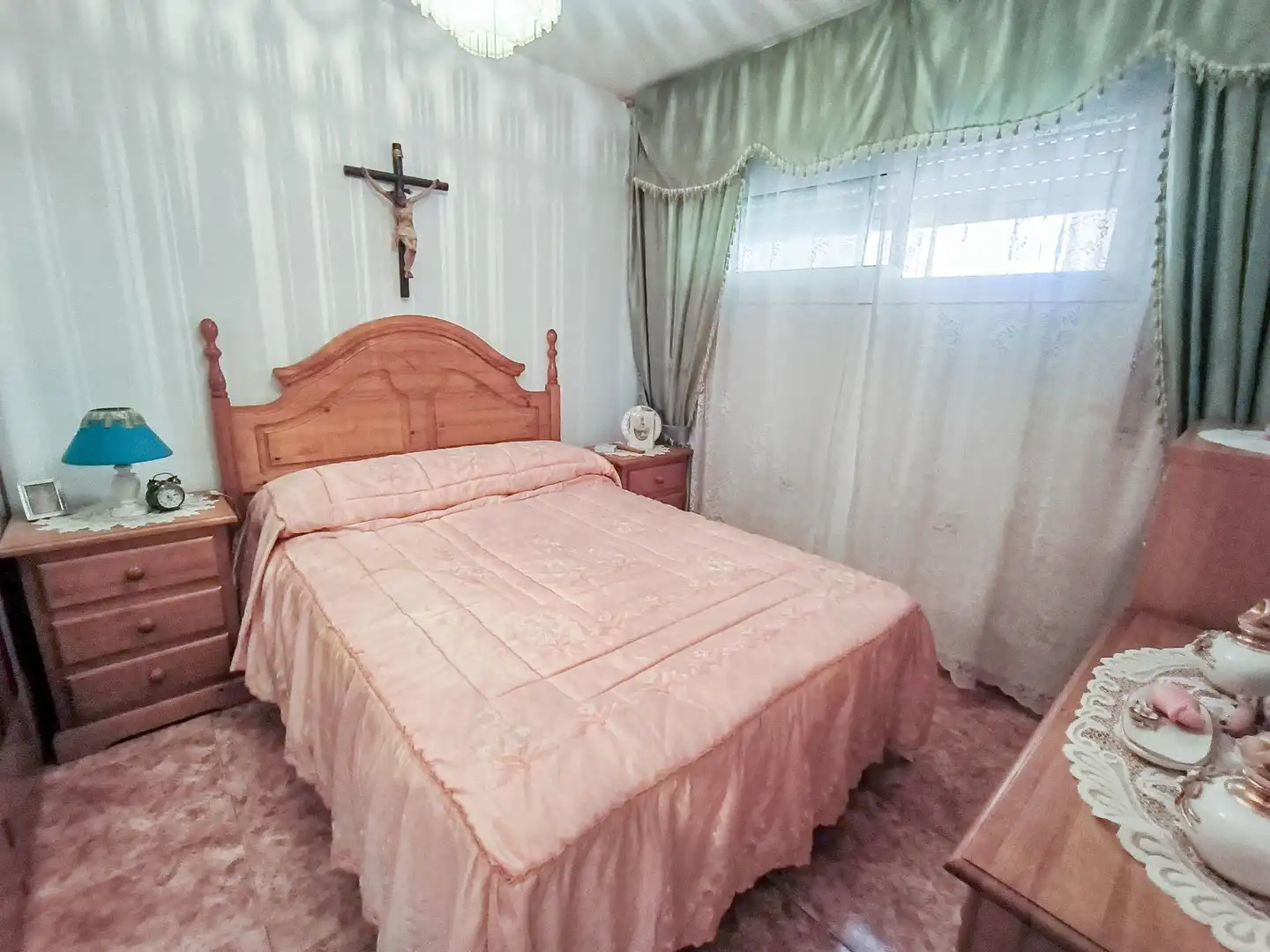 Habitación de Apartamento en venta en Benidorm con Aire acondicionado, Terraza y Trastero