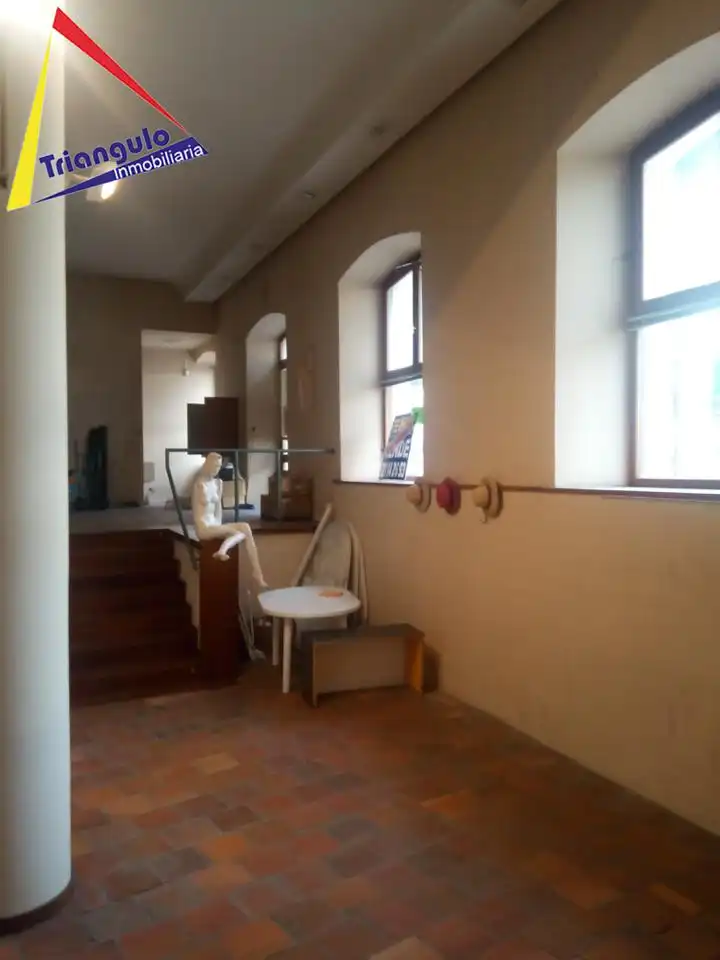 Local comercial en venta en Cuéllar, imagen 3