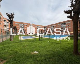 Exterior view of Flat for sale in Montequinto  with Air Conditioner, Heating and Terrace