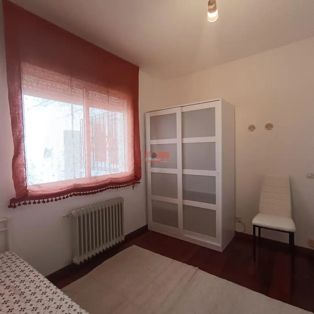 Flat for rent in Residencia - Abella