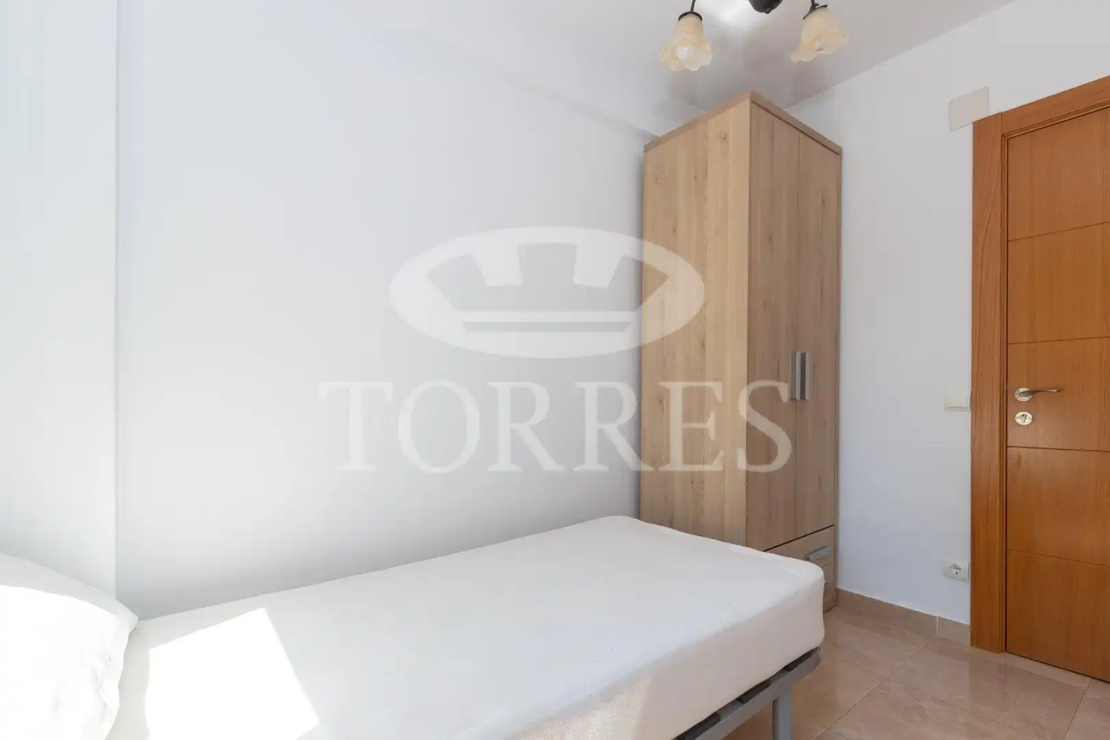 Piso en venta en AYALA, Parque Ayala - Jardín de la Abadía - Huelín