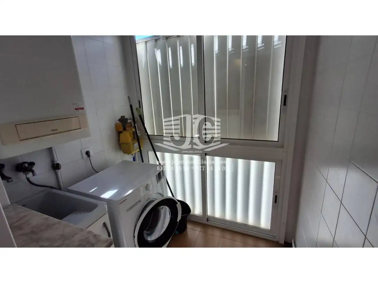 Habitación de Piso de alquiler en Tortosa con Aire acondicionado, Terraza y Amueblado