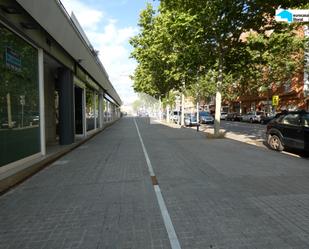 Vista exterior de Local de lloguer en Mataró amb Aire condicionat