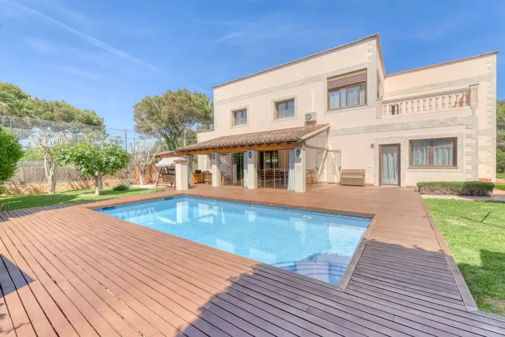 Piscina de Casa o xalet en venda en Calvià amb Aire condicionat, Calefacció i Jardí privat
