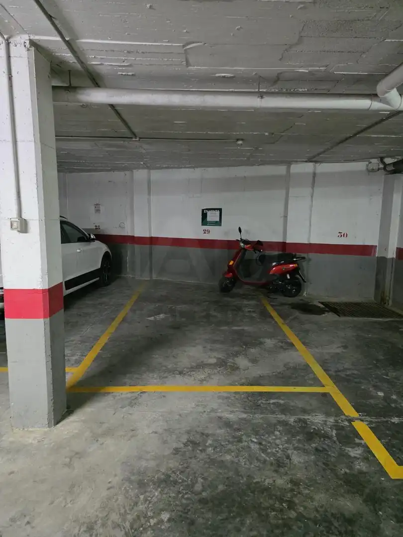Parkplatz von Garage zum Verkauf in Añoreta Baja