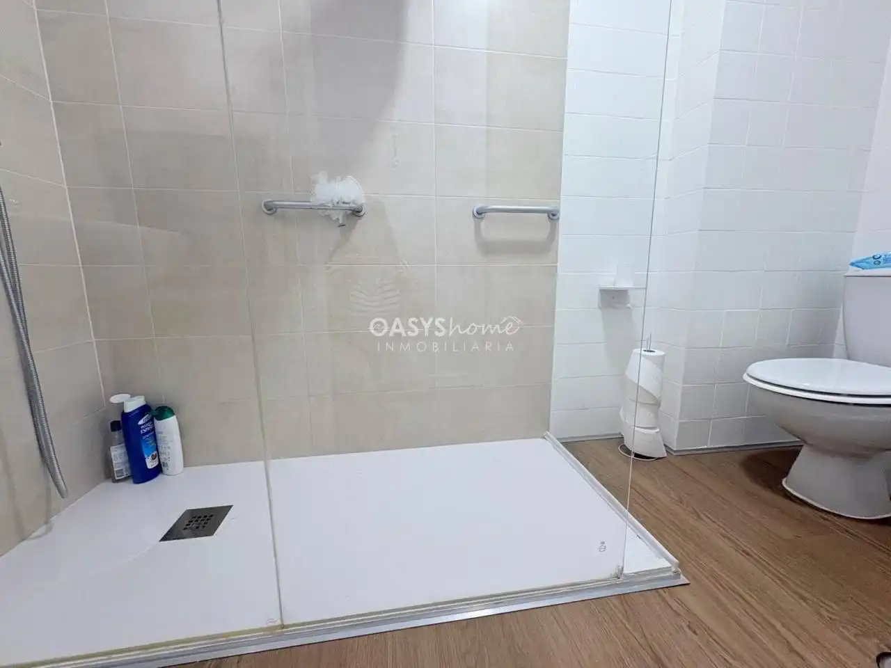 Baño de Piso en venta en La Manga del Mar Menor con Terraza