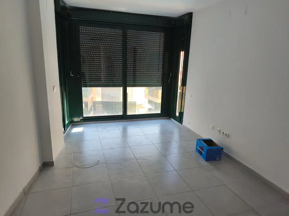 Dachboden zur Miete in Cheste mit Terrasse, Schwimmbad und Ofen