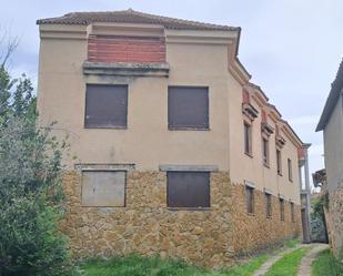 Exterior view of Building for sale in Espirdo