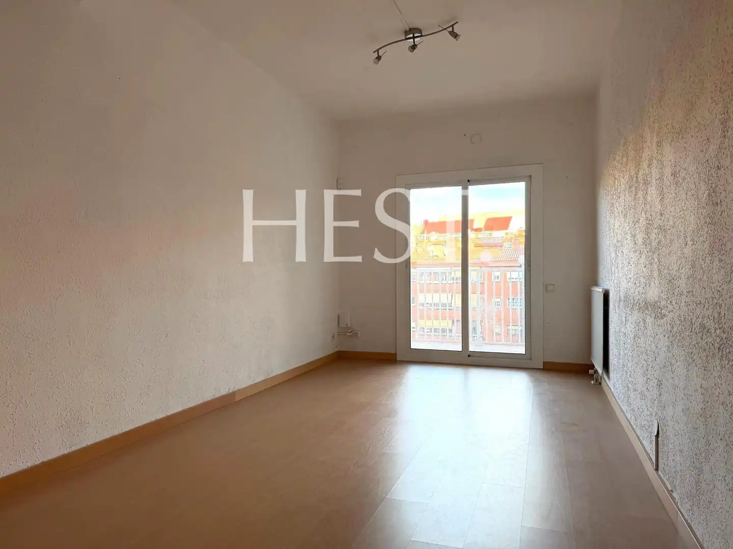 Habitación de Piso en venta en Barcelona con Calefacción