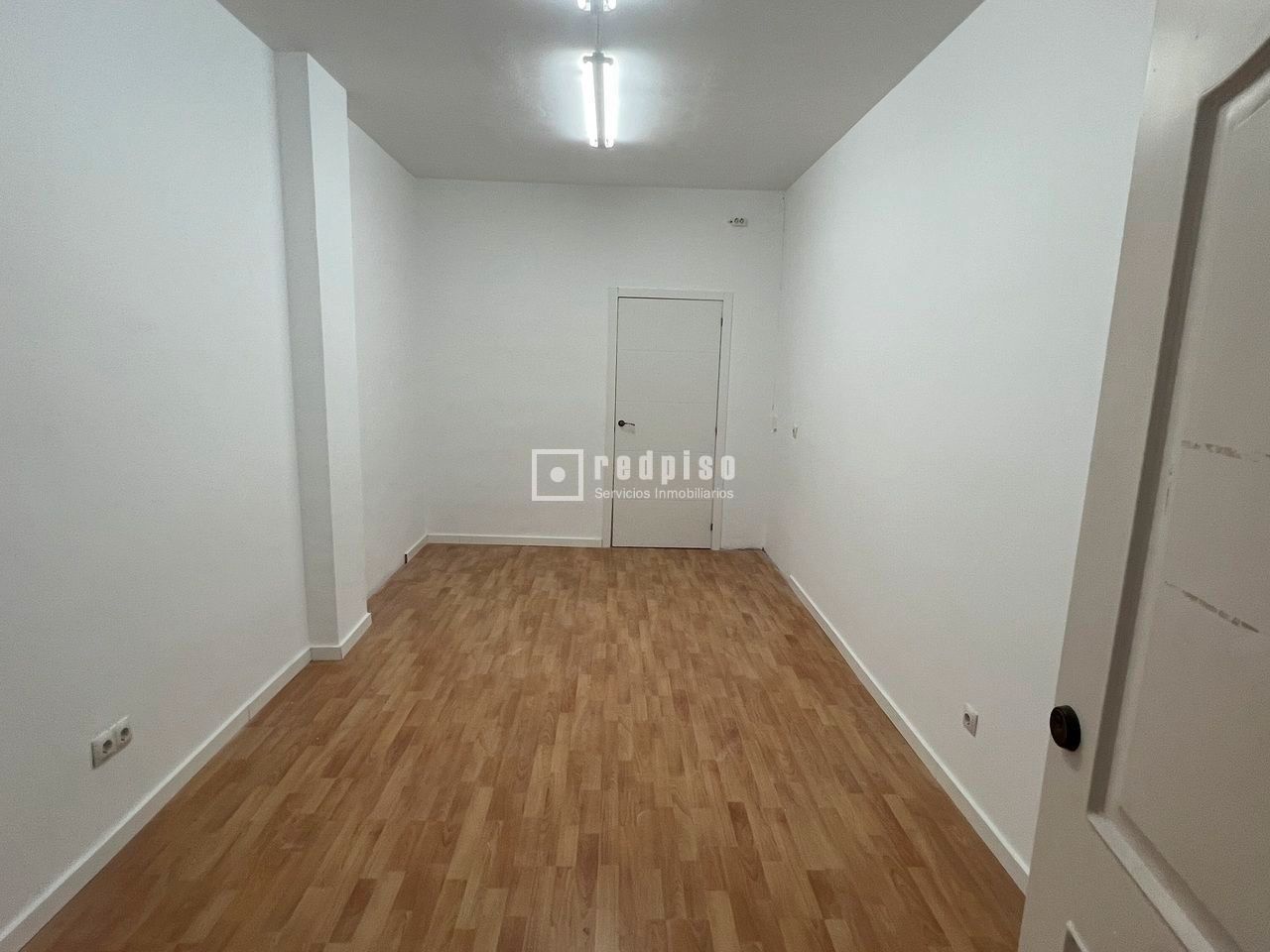 Habitación de Local de alquiler en  Madrid Capital