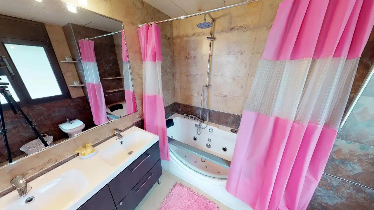 Baño de Casa o chalet en venta en Lloret de Mar con Jardín privado, Terraza y Piscina