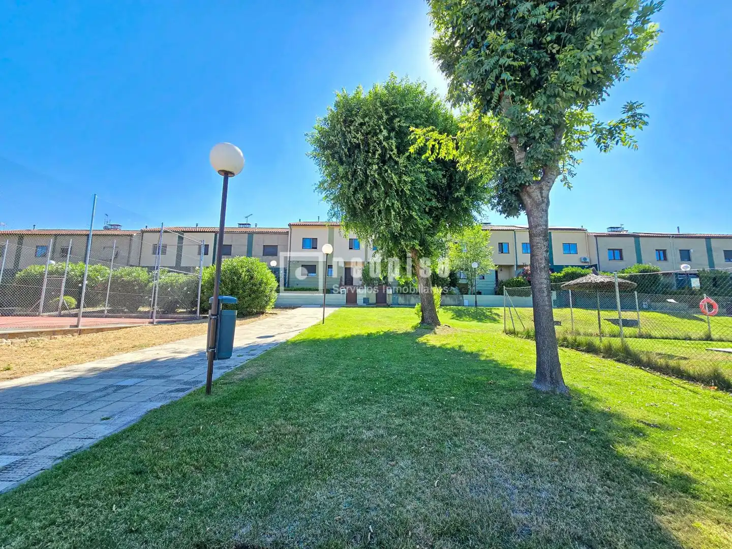 Vista exterior de Casa o xalet en venda en Collado Villalba amb Calefacció, Jardí privat i Terrassa
